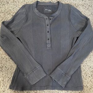 NWOT Women’s Aerie Long Sleevee Henley XL